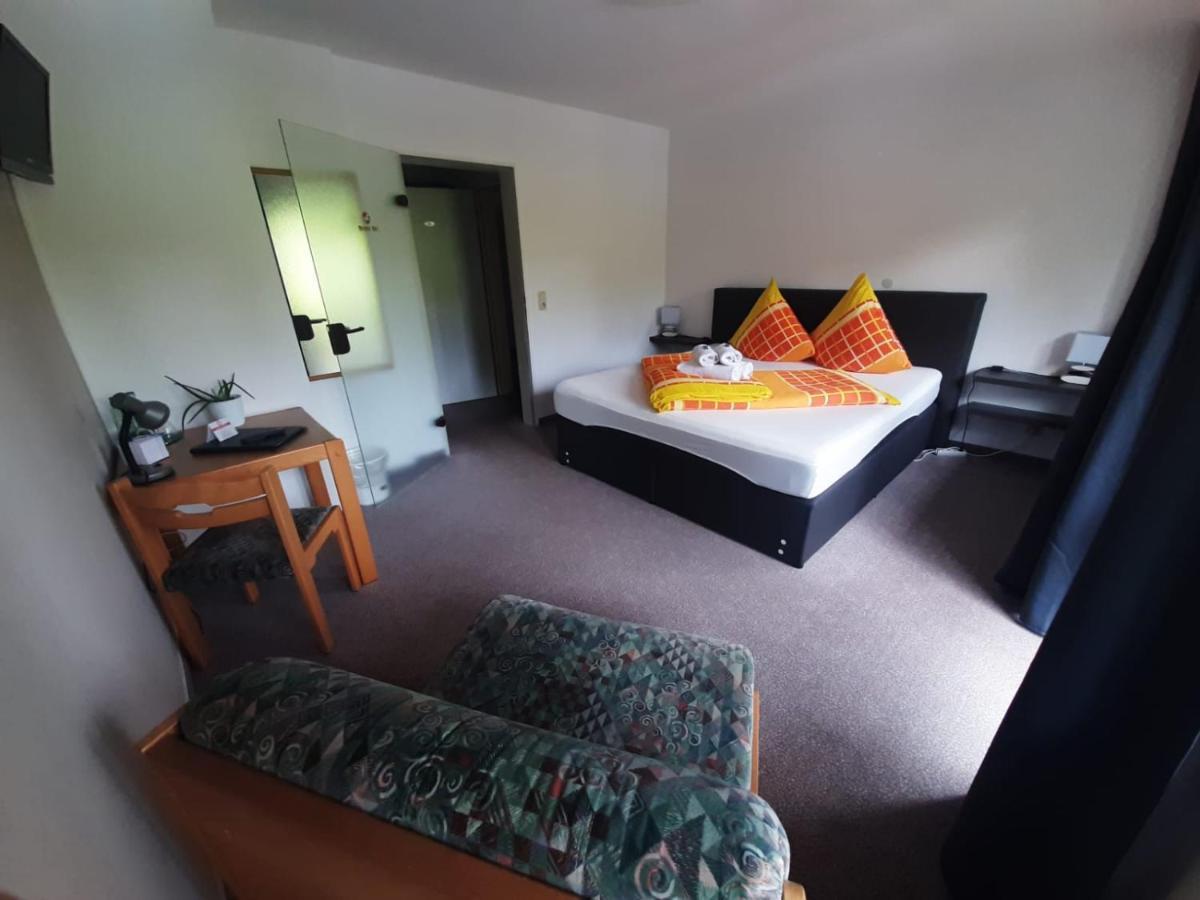 Landhotel Weisses Roess'L Adorf Ngoại thất bức ảnh