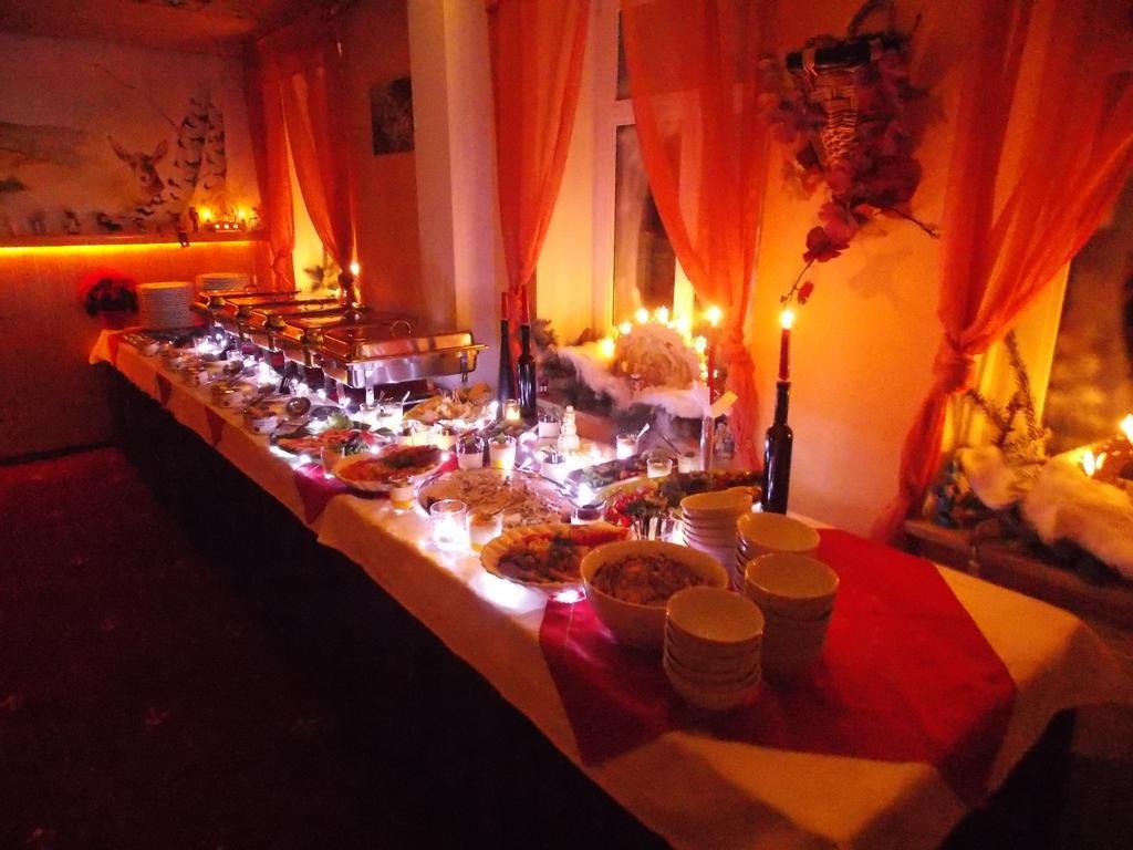Landhotel Weisses Roess'L Adorf Ngoại thất bức ảnh